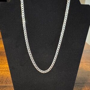 Elegant Silver Chain Necklace